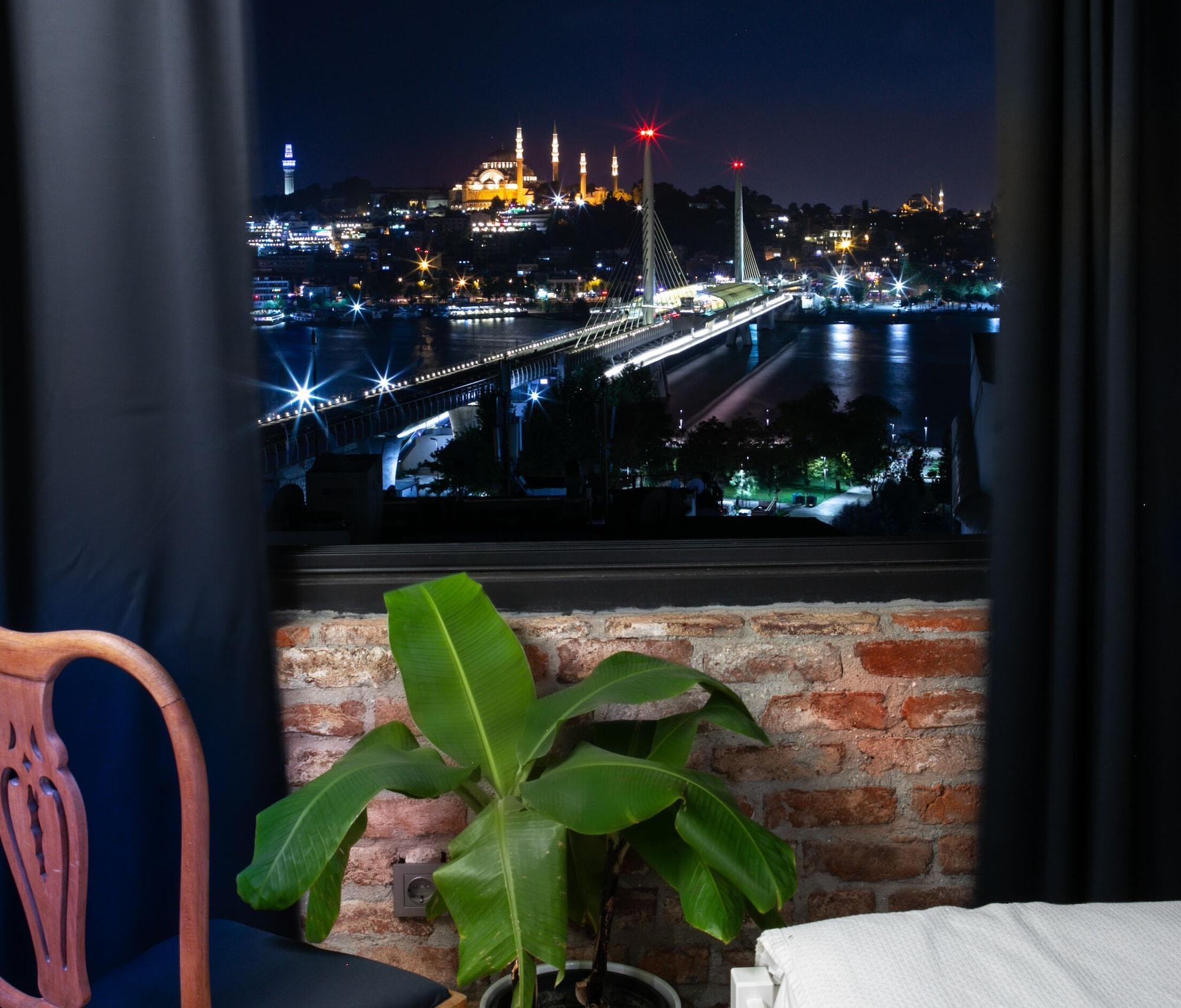 Bed & Breakfast Mola Galata 2*